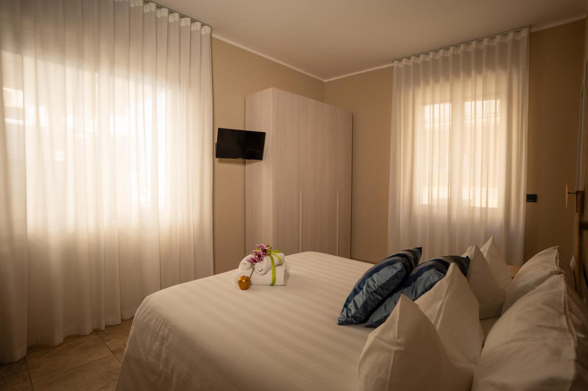 Augusto Al Mare Hotel Pescara Kültér fotó
